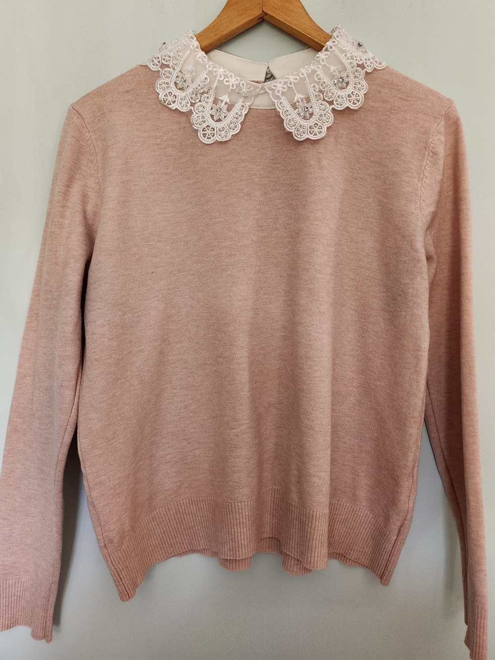 Sioni Light Blush Pink Crewneck Sweater with Lace Trim
